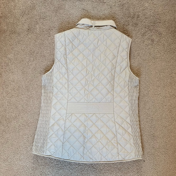 Tan Vest - Picture 2 of 2